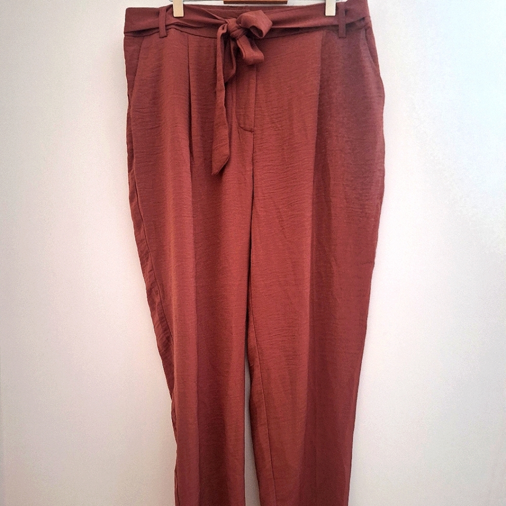 Tan loose fitted pant Size 16